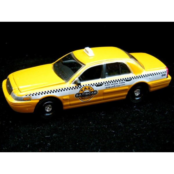 600x600 Greenlight Ford Crown Victoria Taxi Cab