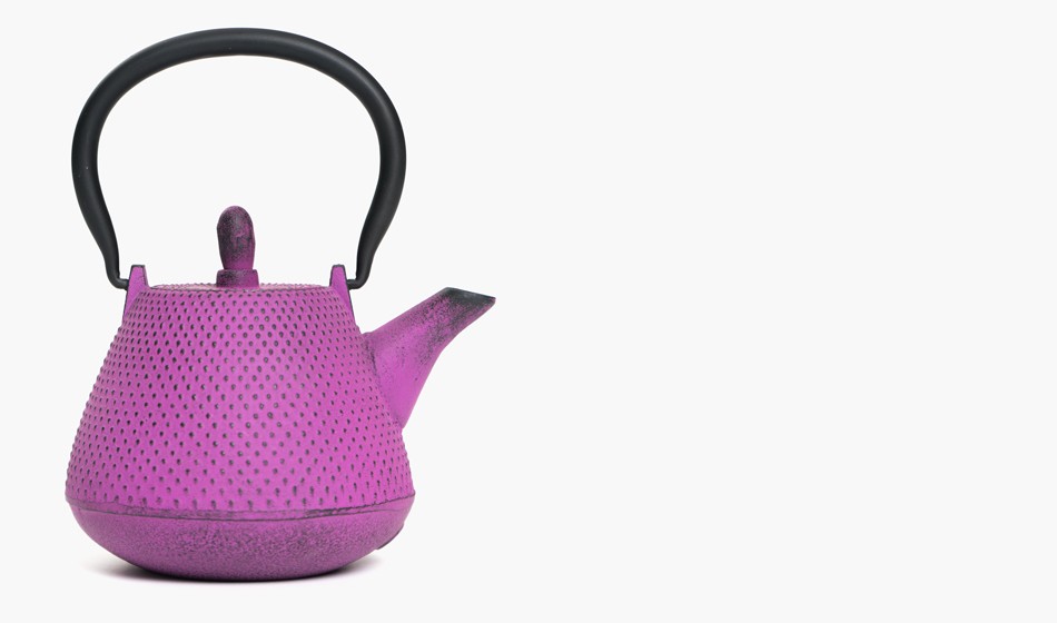 950x560 Iron Teapot