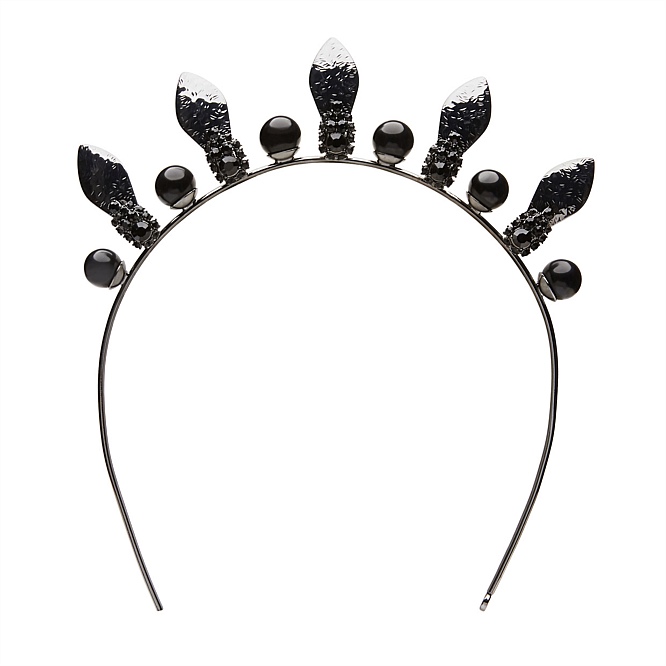 666x666 Papillon Tiara Spring Racing